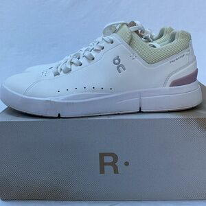 The Roger Advantage 2 Sneakers by On - basically new, see description